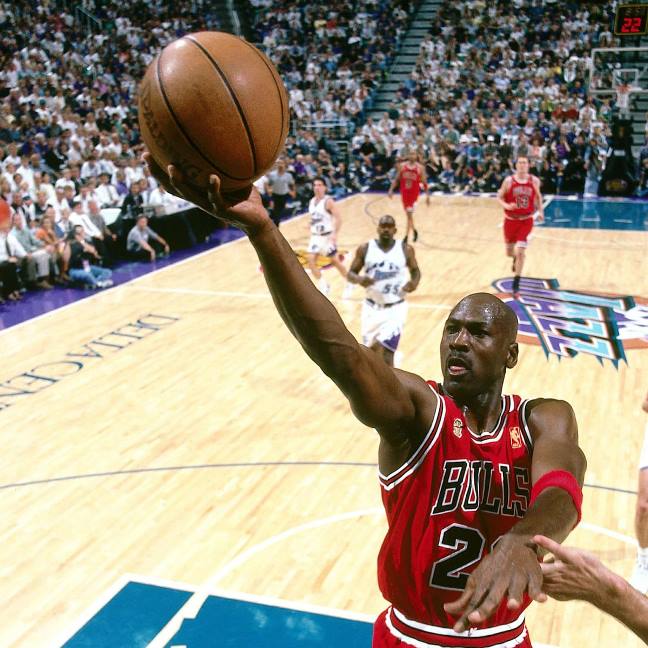 Michael Jordan Biggest Hands sizes in NBA History